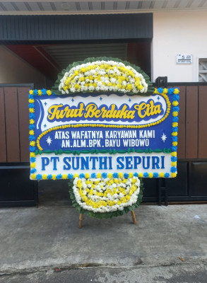 Papan Bunga Duka di Vi Suku