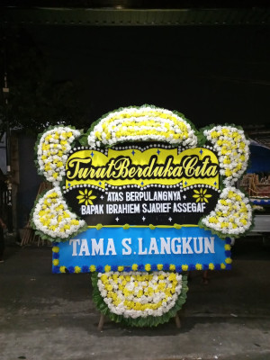 Papan Bunga Duka di Vi Suku